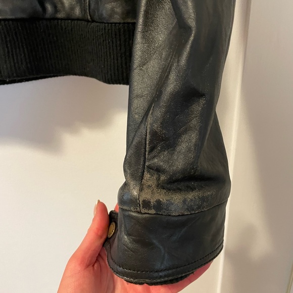 Monarch leather bomber jacket with hood - Picture 7 of 9